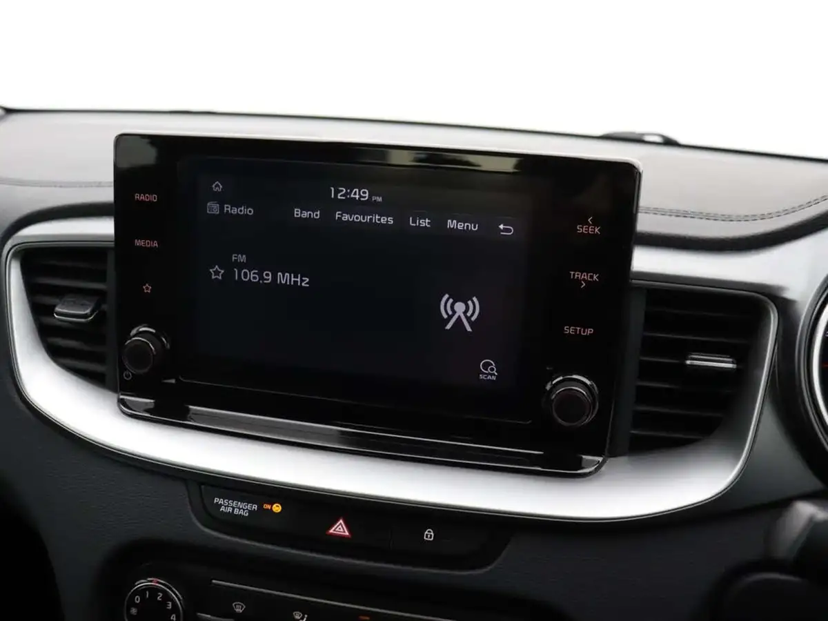 2022-kia-xceed-10-t-gdi-2-big-32
