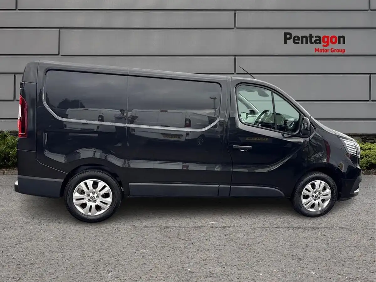 2023-renault-trafic-20dci-sl28-170-sport-edc-auto-big-12