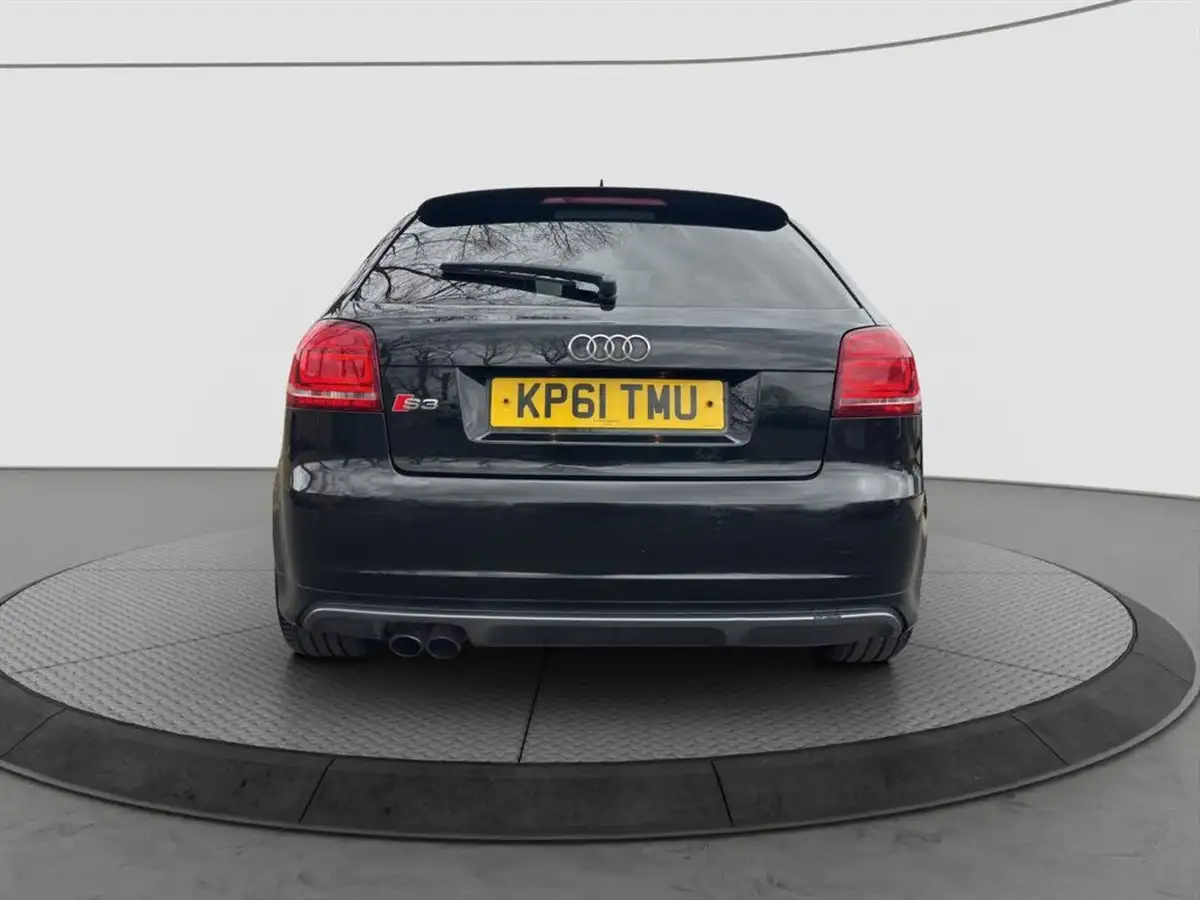 2011-audi-s3-20-black-edition-hatchback-3d-s-tronic-big-8