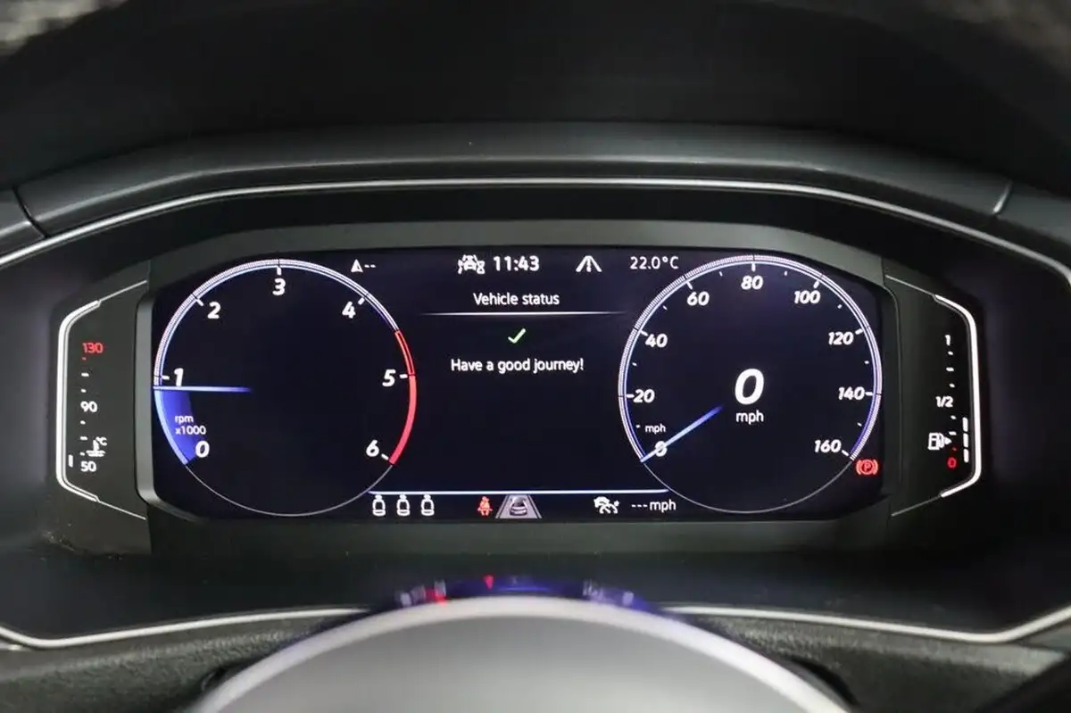 2022-volkswagen-t-roc-20tdi-r-line-evo-big-16