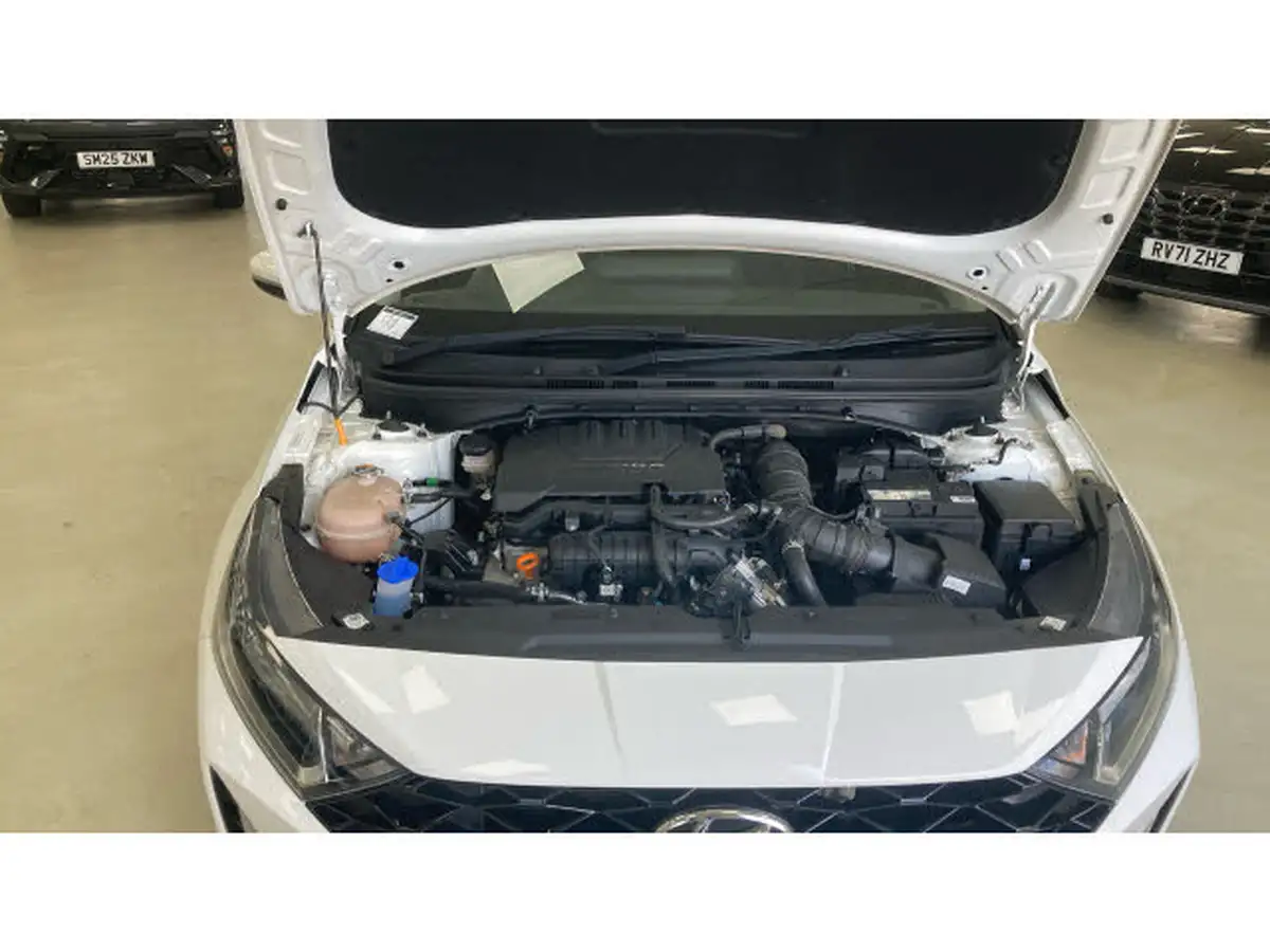 2022-hyundai-i20-10-t-gdi-se-connect-eclutch-imt-big-7