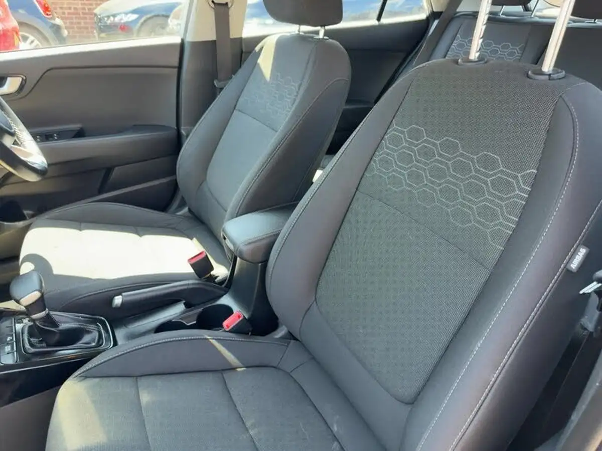 2022-kia-rio-10-t-gdi-2-dct-big-28
