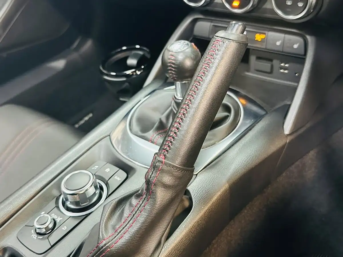 2018-mazda-mx-5-15-se-l-nav-convertible-big-56