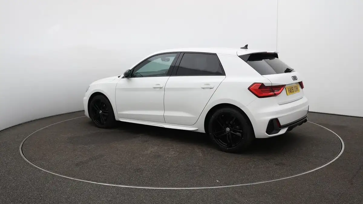 2019-audi-a1-10-30-tfsi-s-line-ss-tronic-big-33