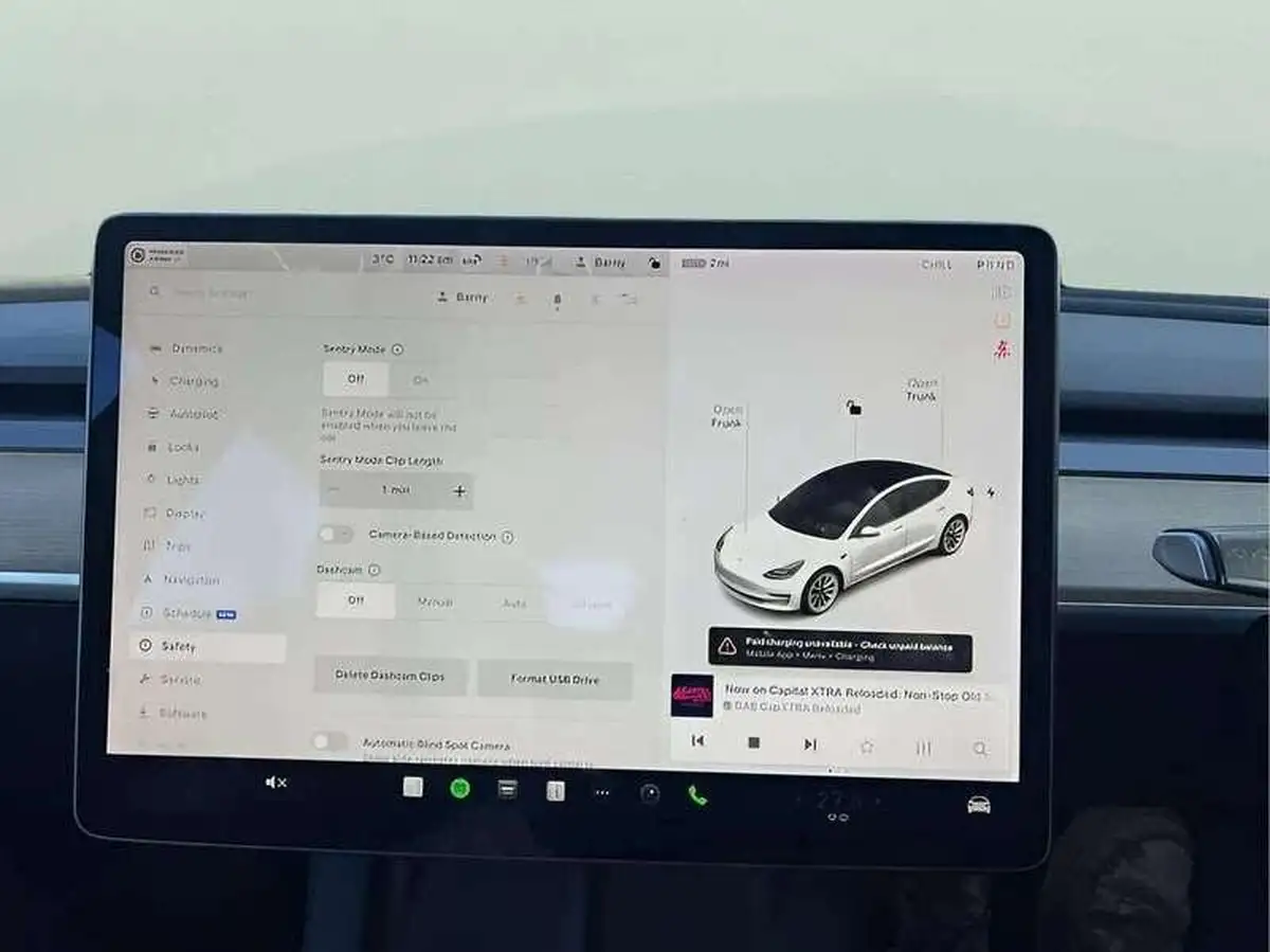 2021-tesla-model-3-e-long-range-awd-big-31