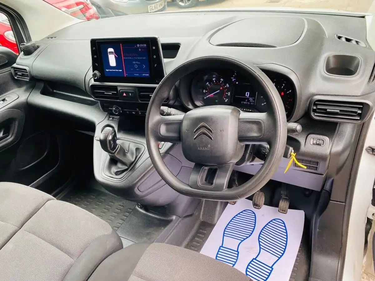 2019-citroen-berlingo-16bluehdi-650-enterprise-big-15