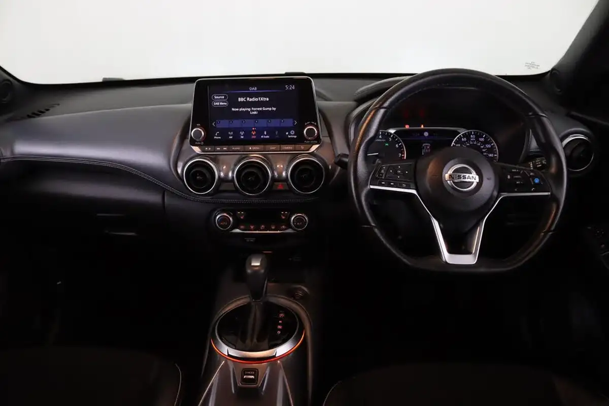 2021-nissan-juke-10-dig-t-tekna-117ps-dct-big-14
