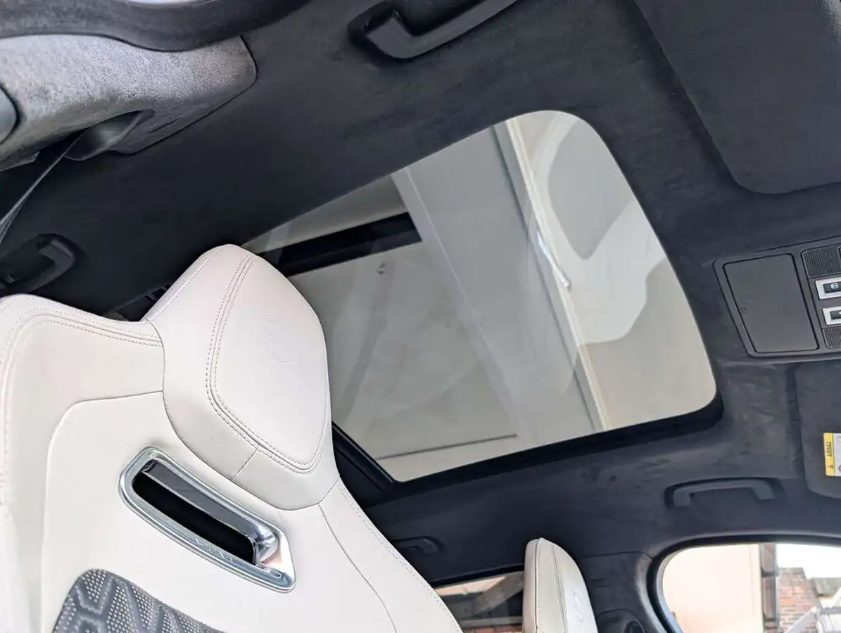 2020-jaguar-f-pace-50-v8-sc-svr-big-26