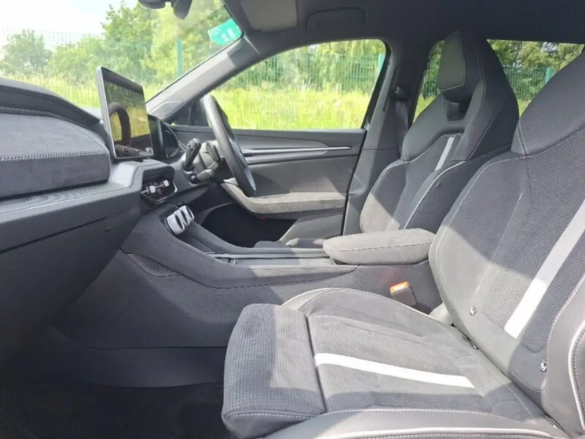 2024-skoda-kodiaq-15-tsi-sportline-204ps-iv-5-big-4