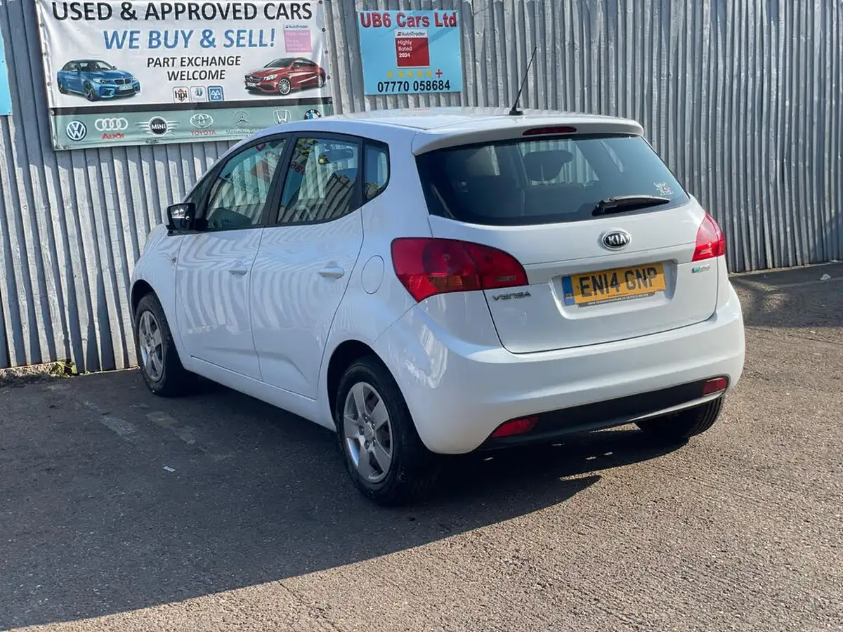 2014-kia-venga-14-1-air-big-45