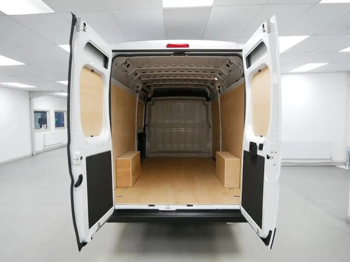 2023-citroen-relay-22bluehdi-35-l3h2-enterprise-edition-panel-big-2