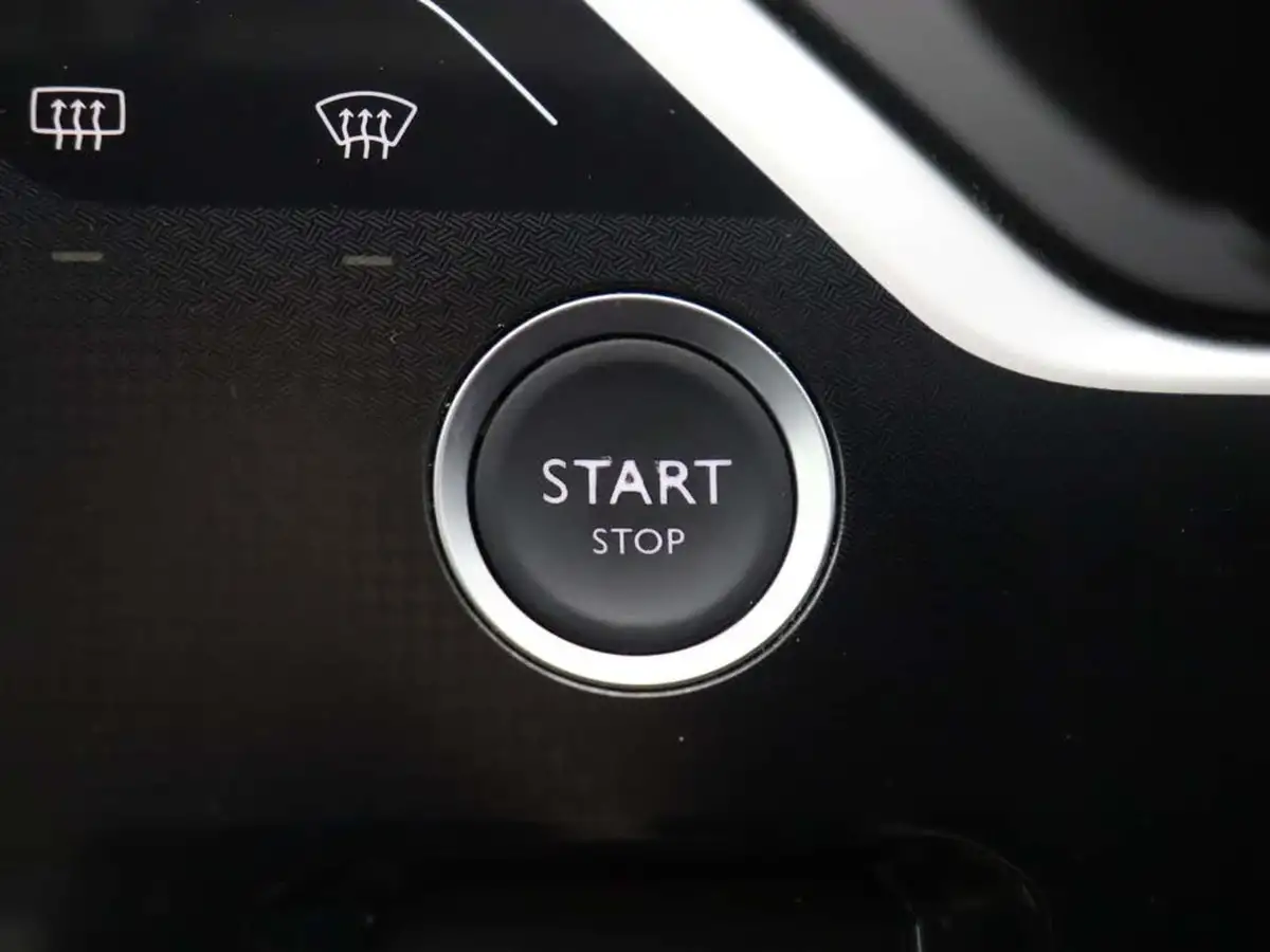 2022-citroen-grand-c4-spacetourer-12-puretech-shine-big-27
