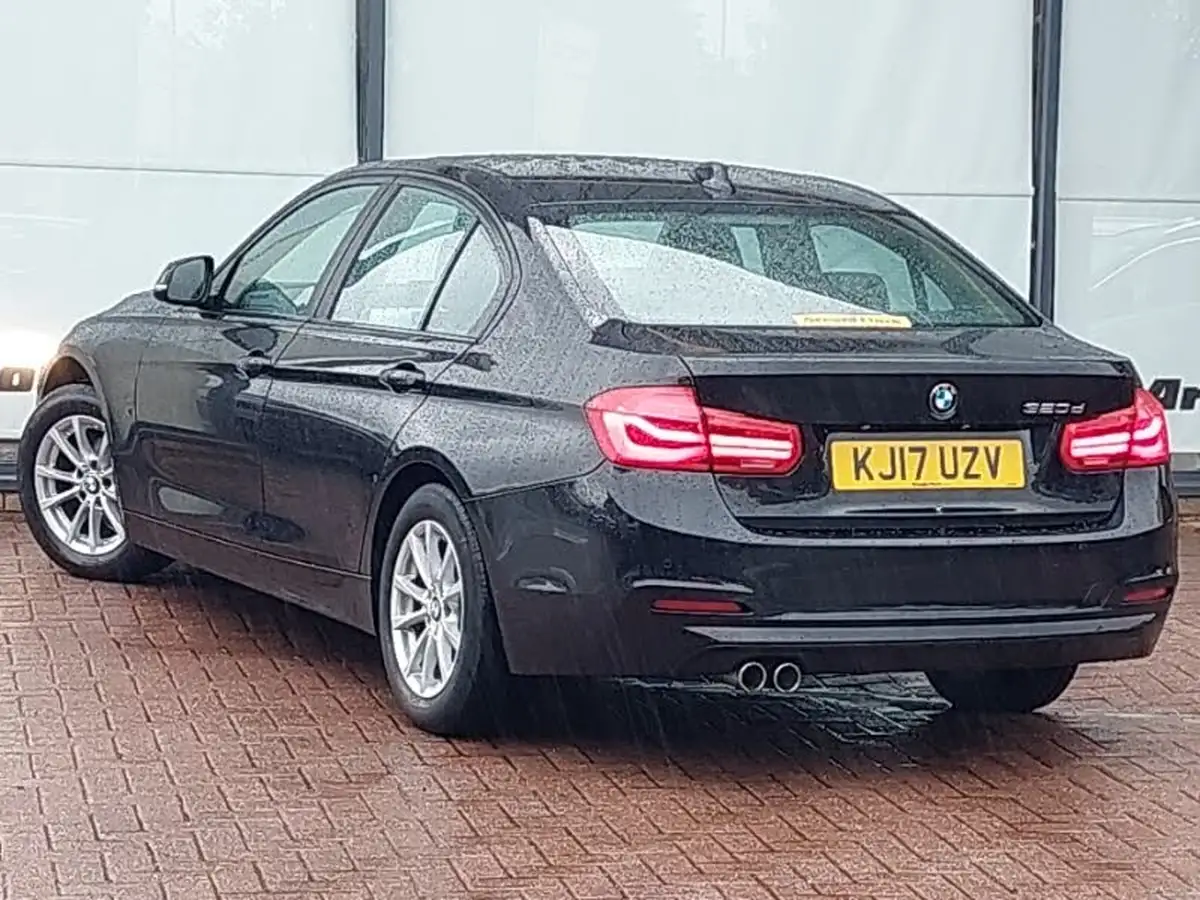 2017-bmw-3-series-20td-320d-ed-plus-saloon-4d-big-1