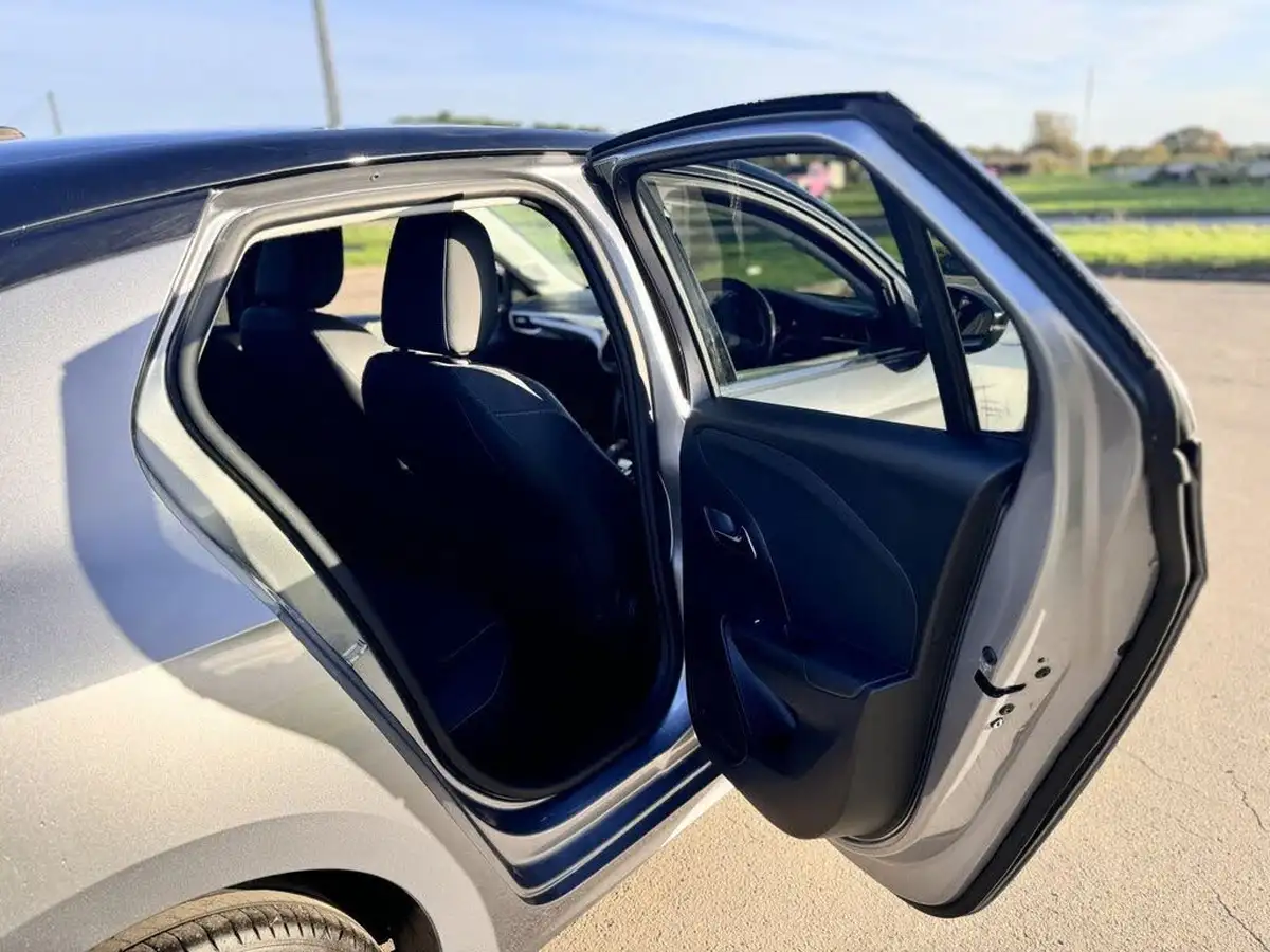 2020-vauxhall-corsa-12-turbo-elite-nav-premium-auto-big-16