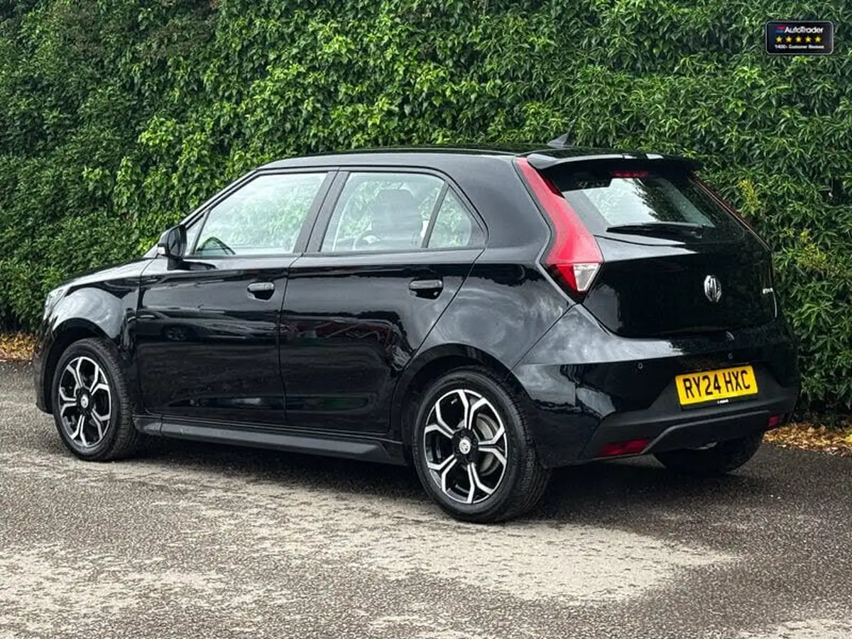 2024-mg-mg3-15-vti-tech-exclusive-nav-big-5