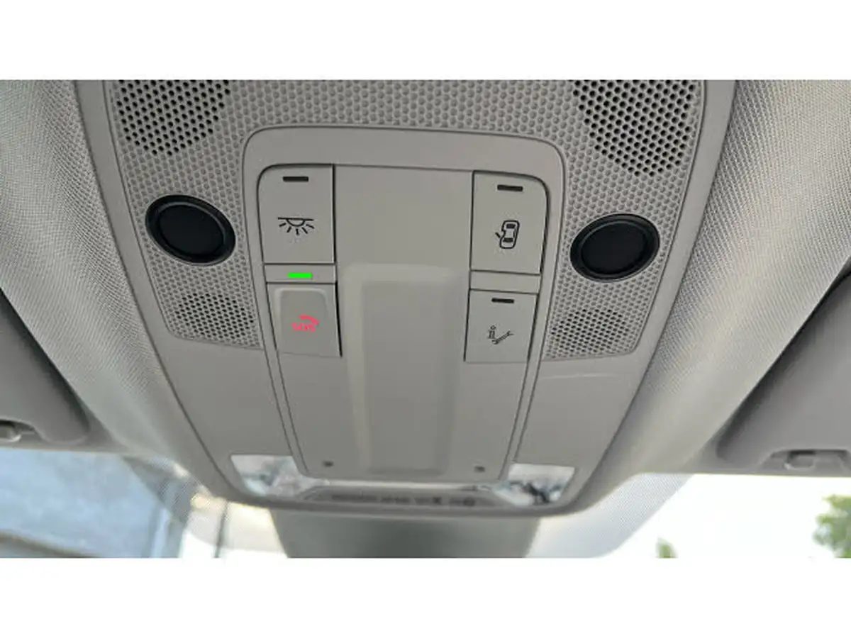 2022-audi-q3-15-35-tfsi-cod-sportback-s-tronic-big-40