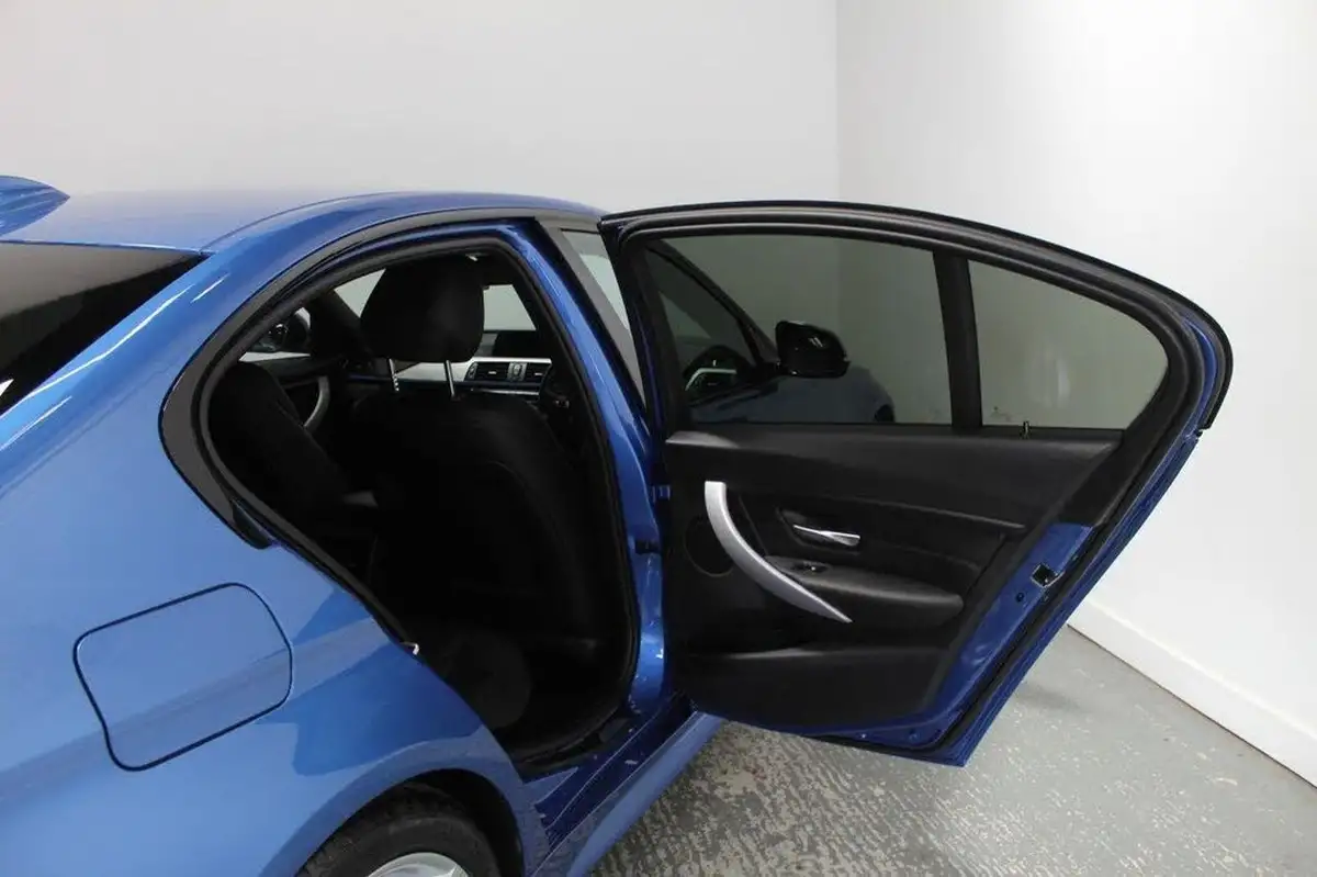 2014-bmw-3-series-20td-320d-m-sport-184bhp-ss-saloon-4d-auto-big-24