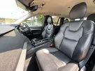 2016-volvo-xc90-20td-d5-momentum-small-28