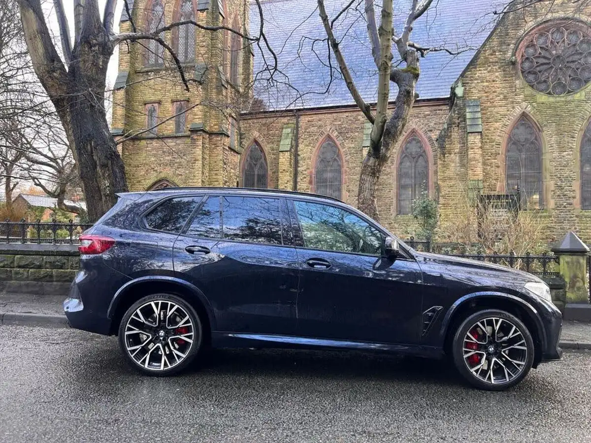 2022-bmw-x5-44-m-competition-big-2