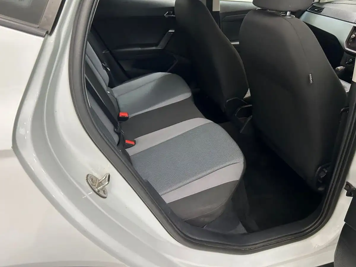 2018-seat-arona-10-tsi-se-technology-115ps-dsg-big-37