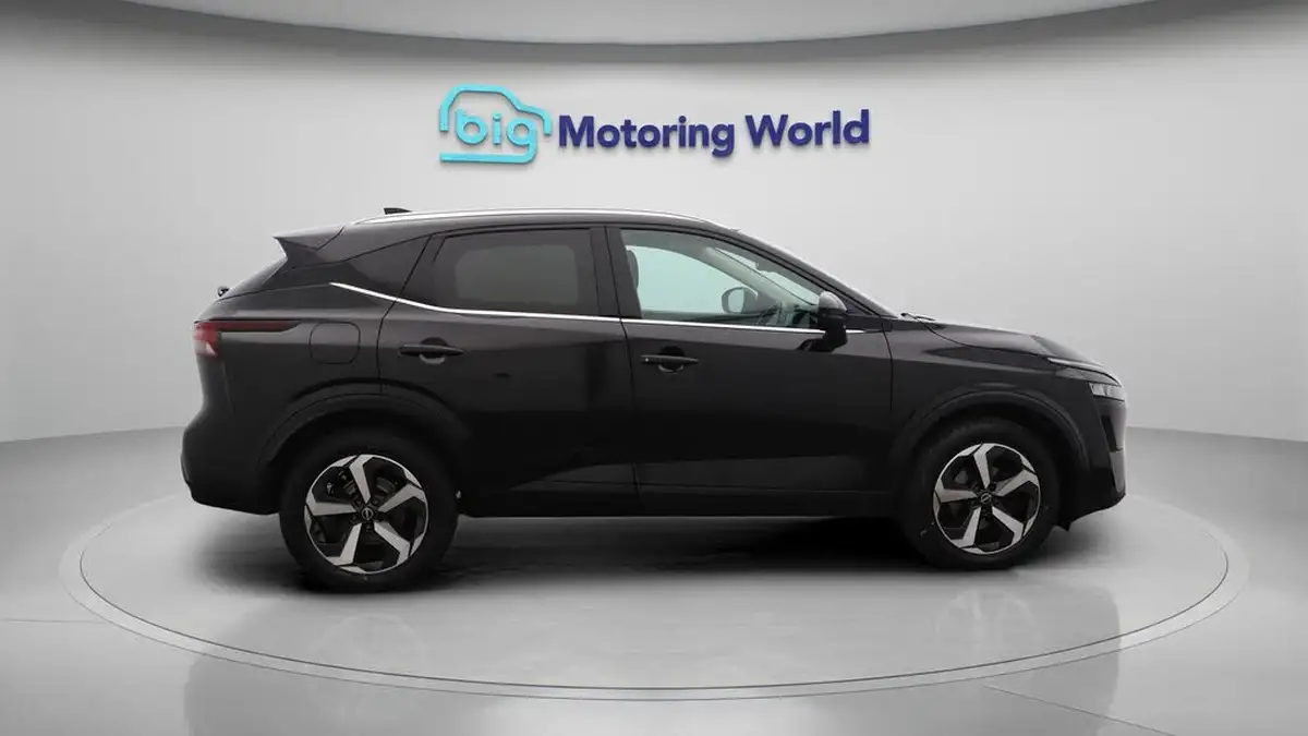 2022-nissan-qashqai-13-dig-t-n-connecta-140ps-big-8