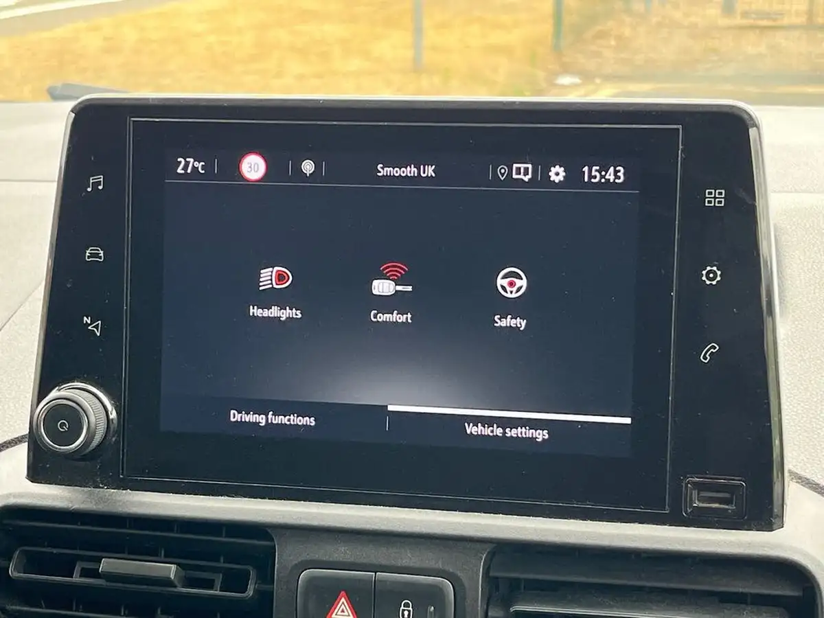 2019-vauxhall-combo-16cdti-le-nav-2300-l2h1-big-19