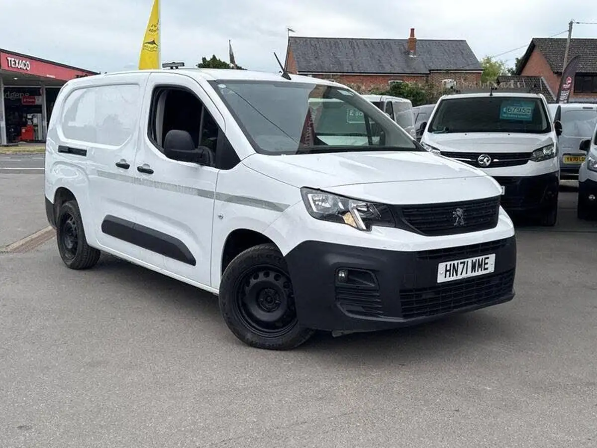 2021-peugeot-partner-15-bluehdi-950-professional-premium-100pseu6d-big-0