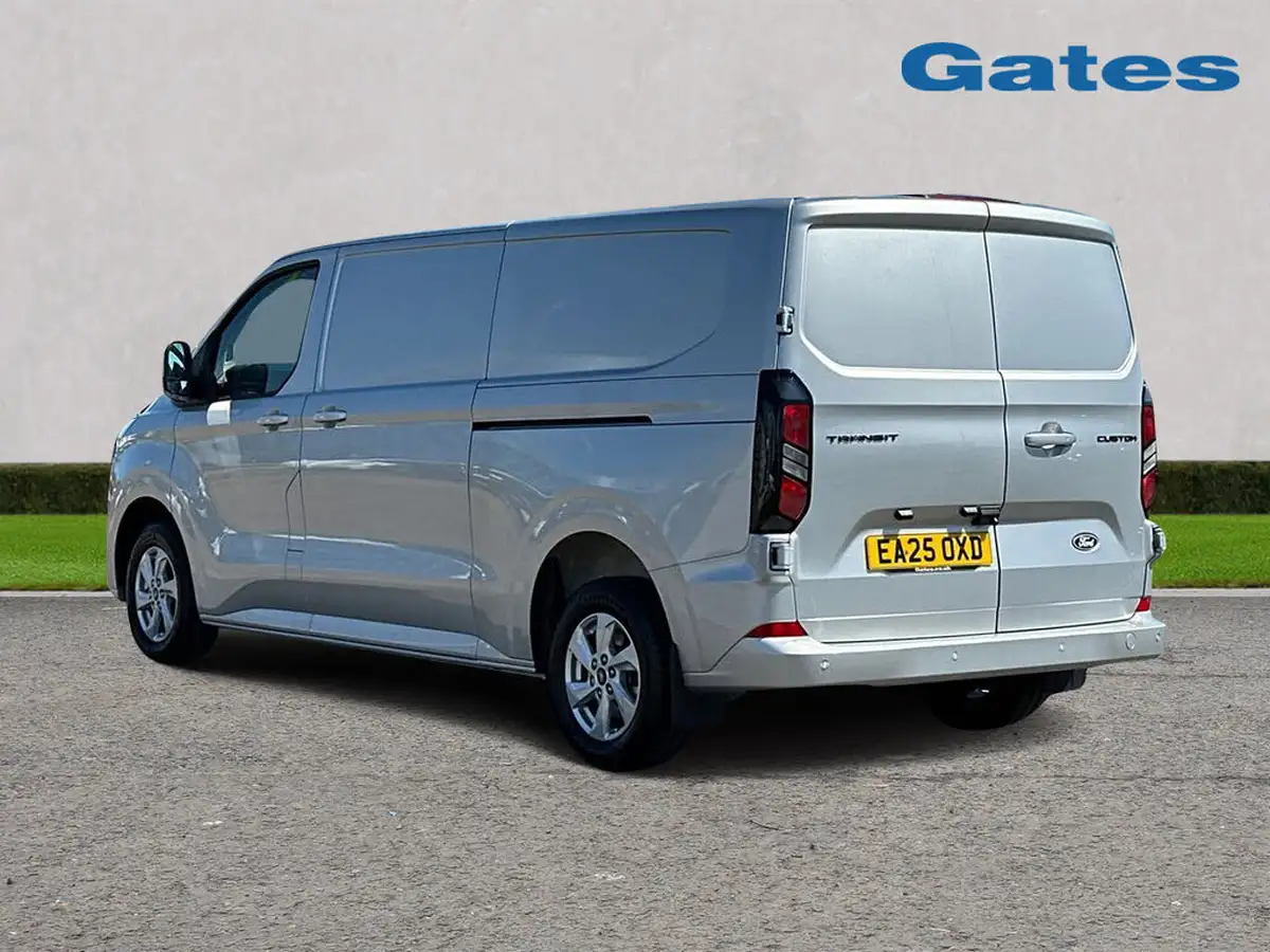 2025-ford-transit-custom-20tdci-300-l2h1-limited-150pseu6e-panel-van-1996cc-big-5