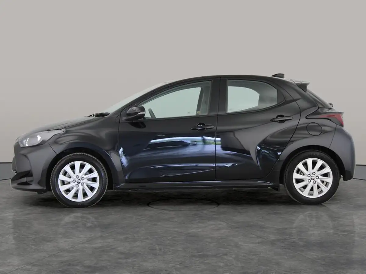 2022-toyota-yaris-15-vvt-i-icon-big-10
