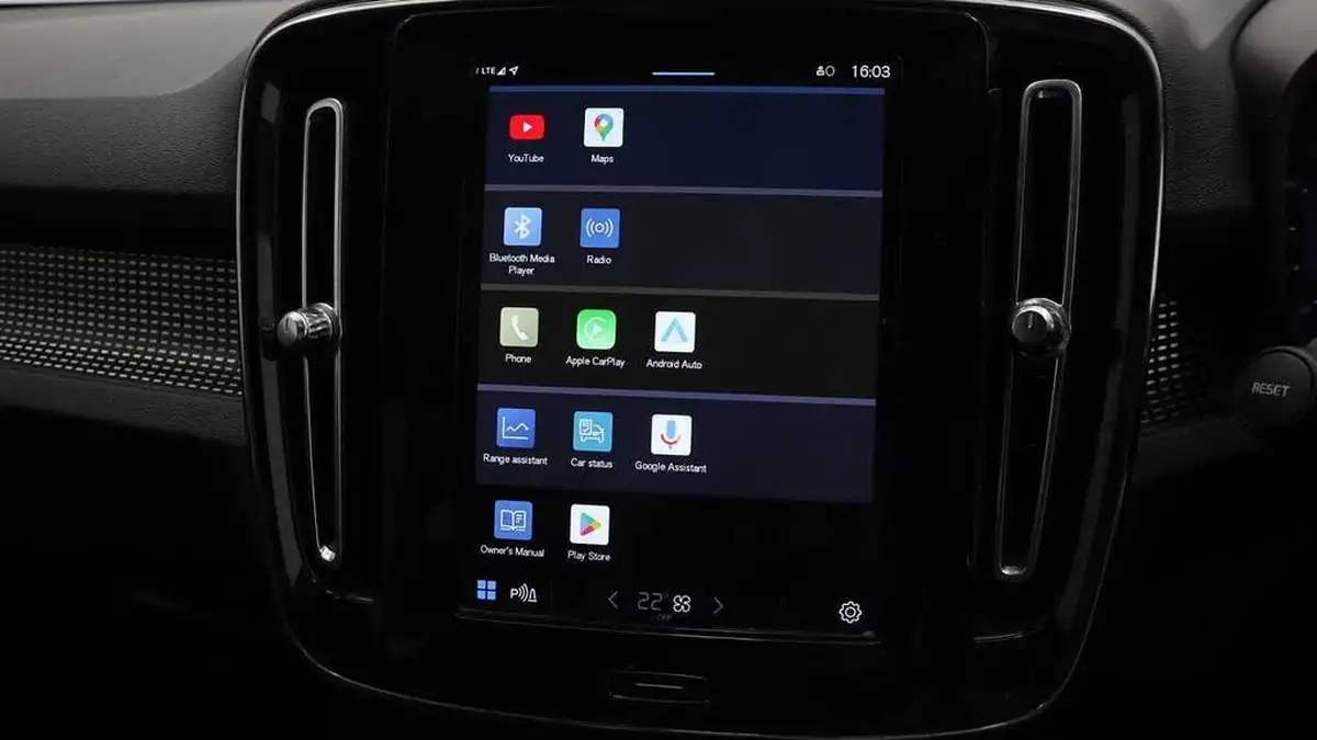 2022-volvo-xc40-e-twin-recharge-big-56