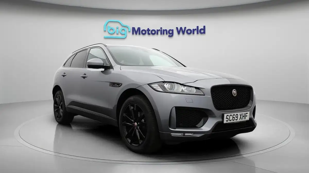 2020-jaguar-f-pace-20-i4d-chequered-flag-180ps-big-1