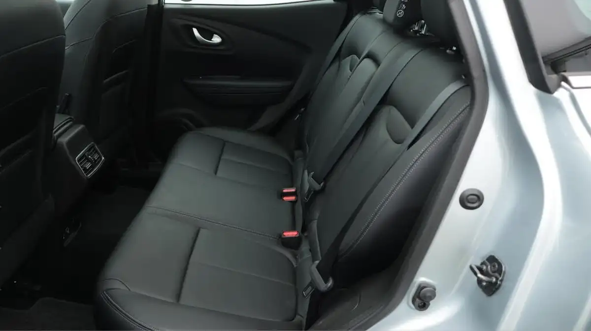 2019-renault-kadjar-13-tce-gt-line-140bhp-edc-auto-big-16
