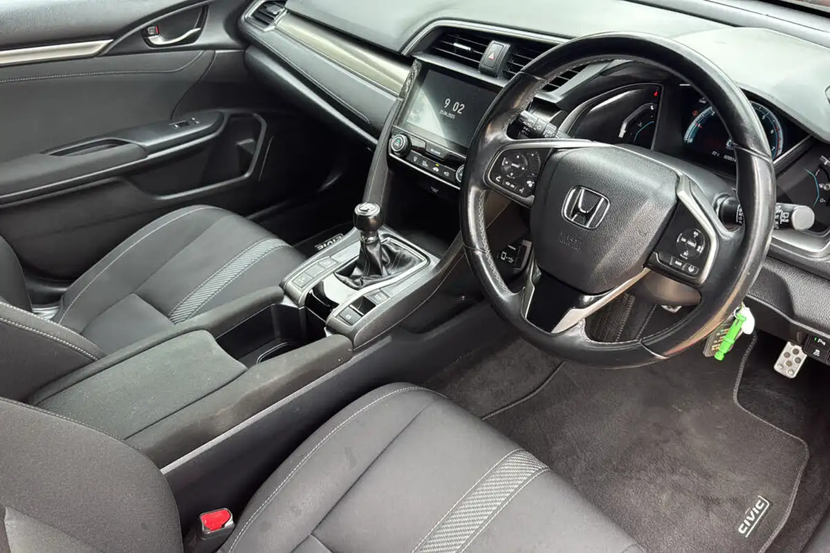 2017-honda-civic-10-vtec-turbo-sr-big-9