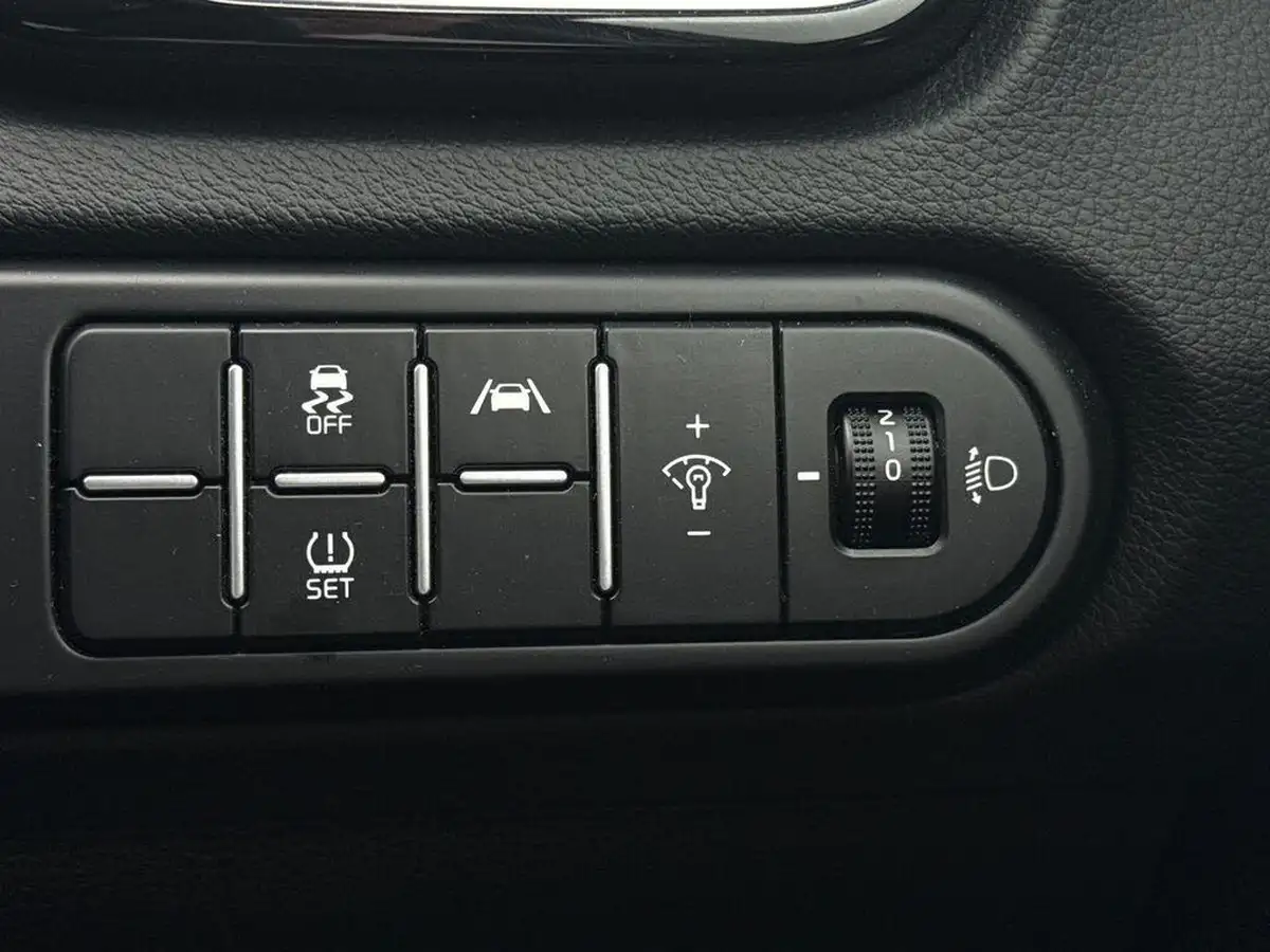 2022-kia-xceed-15-t-gdi-3-big-29