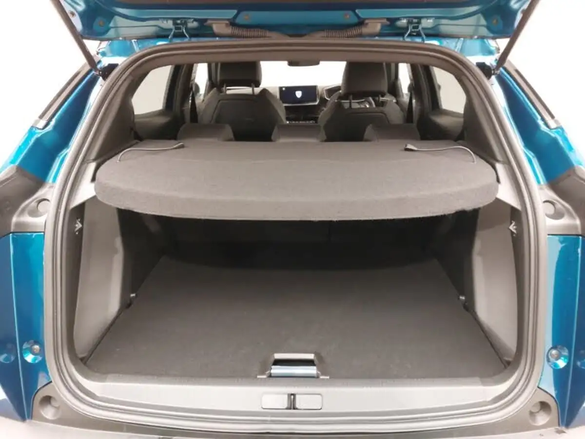 2025-peugeot-2008-suv-12-puretech-gt-136ps-hybrid-e-dsc6-big-7