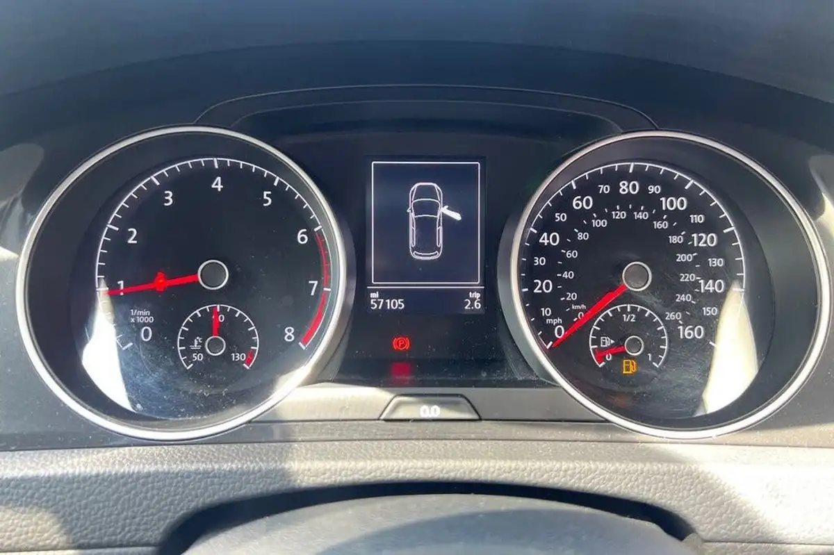 2019-volkswagen-golf-10-tsi-match-hatchback-5d-big-14