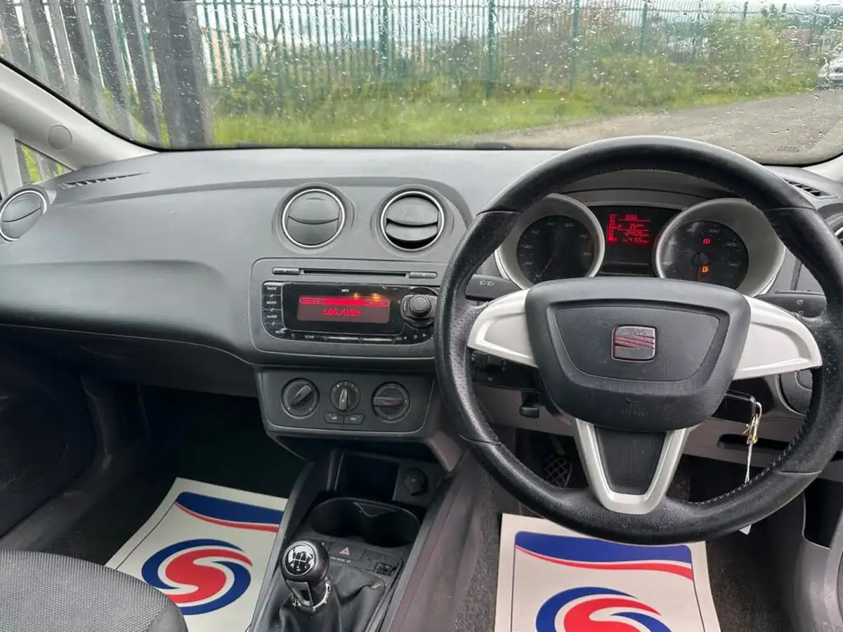 2009-seat-ibiza-14-sport-5d-big-7