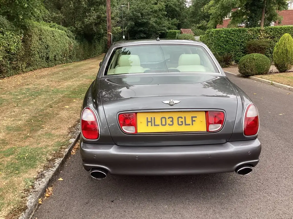 2003-bentley-arnage-68-t-big-32