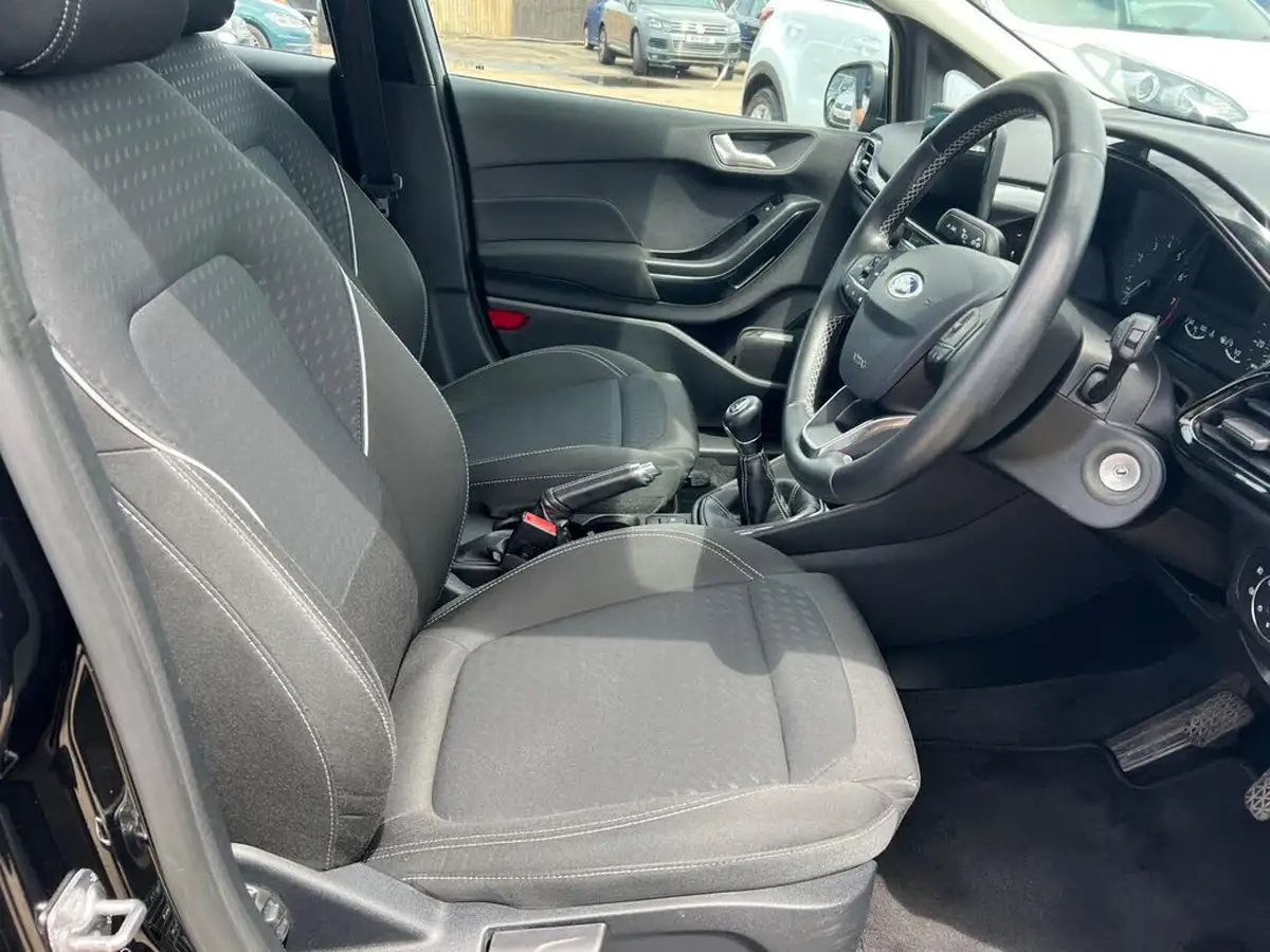 2018-ford-fiesta-11-ti-vct-zetec-5d-big-11