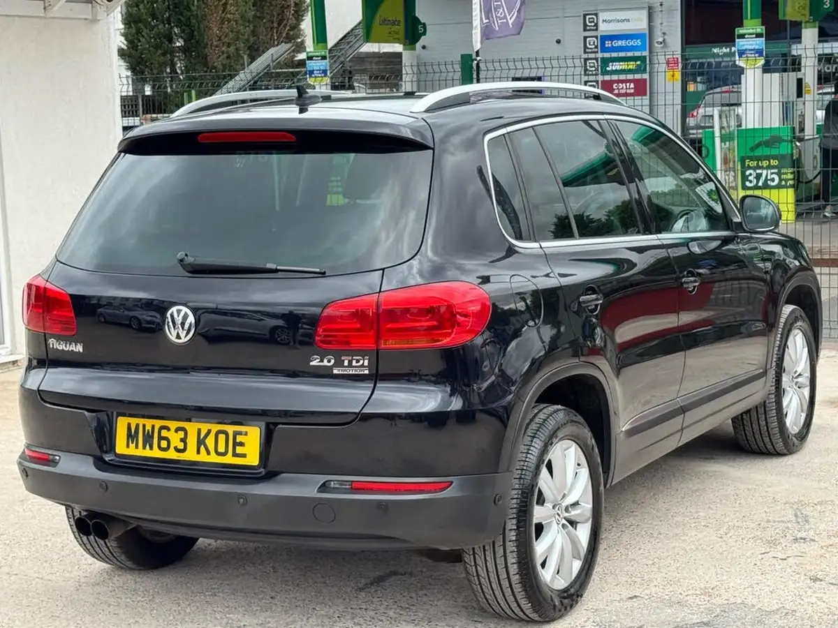 2013-volkswagen-tiguan-20tdi-match-140ps-4wd-dsg-big-30