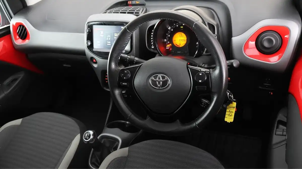 2020-toyota-aygo-10-vvt-i-x-trend-big-9