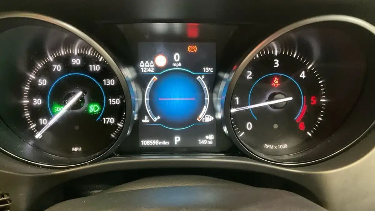 2019-jaguar-f-pace-20-i4d-r-sport-180ps-awd-auto-big-15