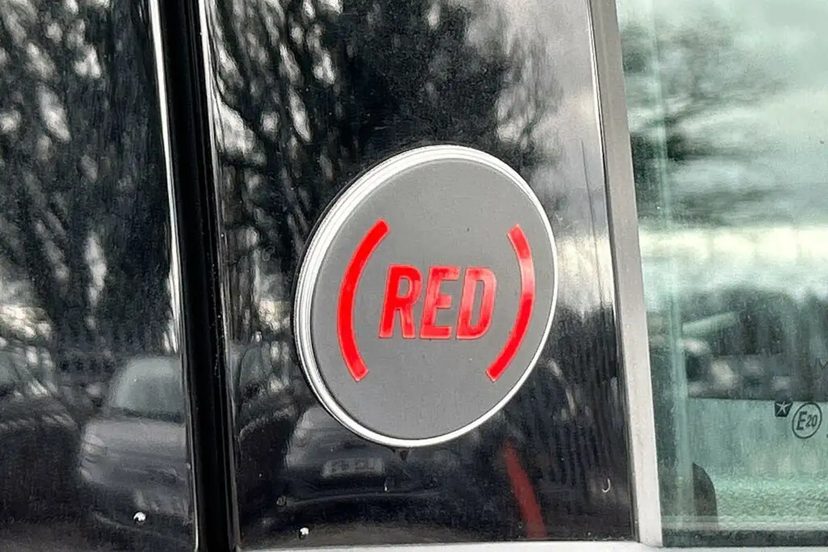 2025-fiat-600e-e-red-big-30