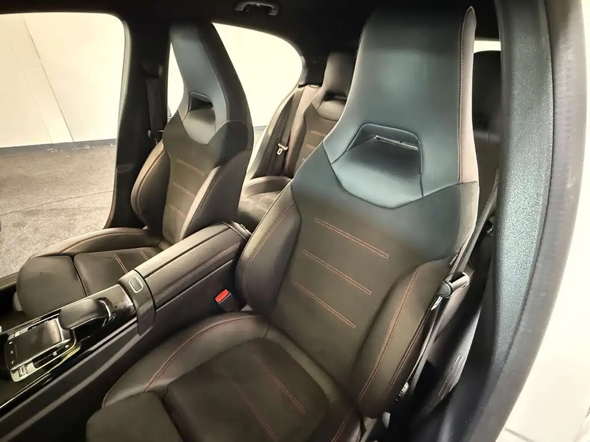 2019-mercedes-benz-a-class-20d-a200d-amg-line-hatchback-5d-big-43