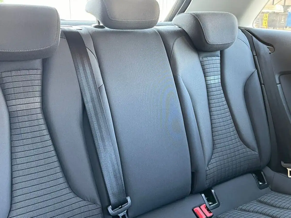 2014-audi-a3-20-tdi-sport-150ps-hatchback-3d-1968cc-big-21