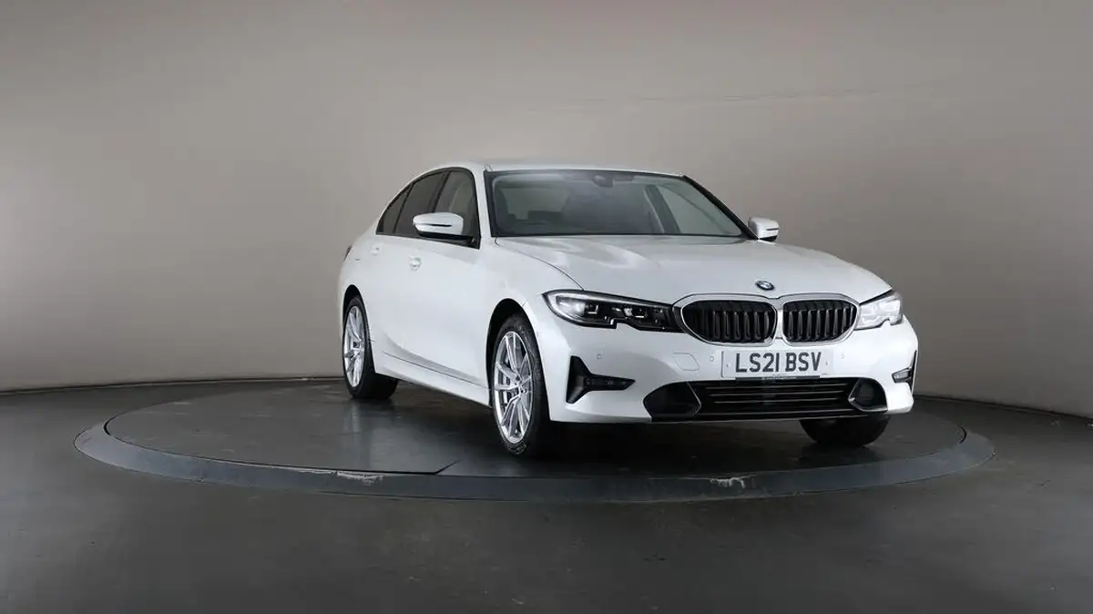 2021-bmw-3-series-20-330e-sport-pro-saloon-4d-big-52