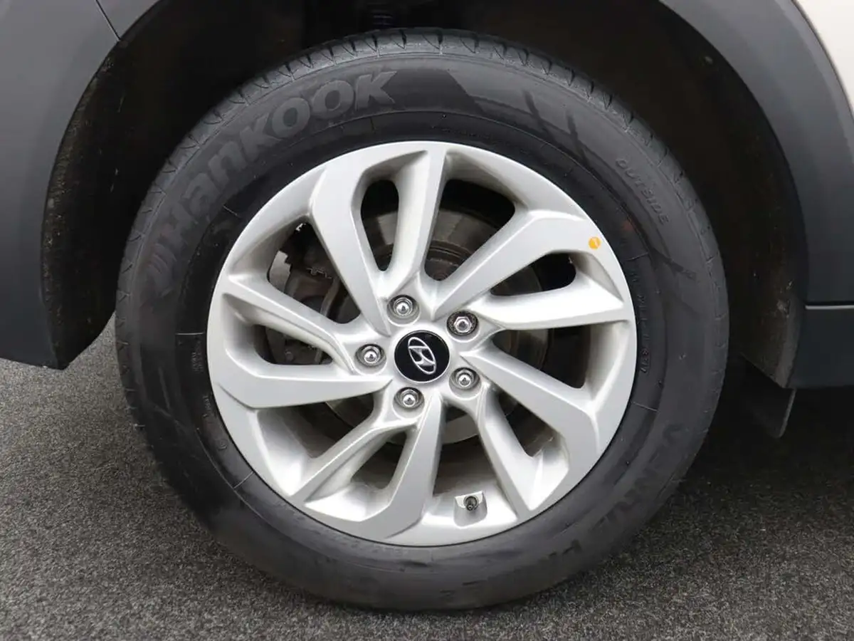 2017-hyundai-tucson-16-gdi-blue-drive-se-nav-big-6