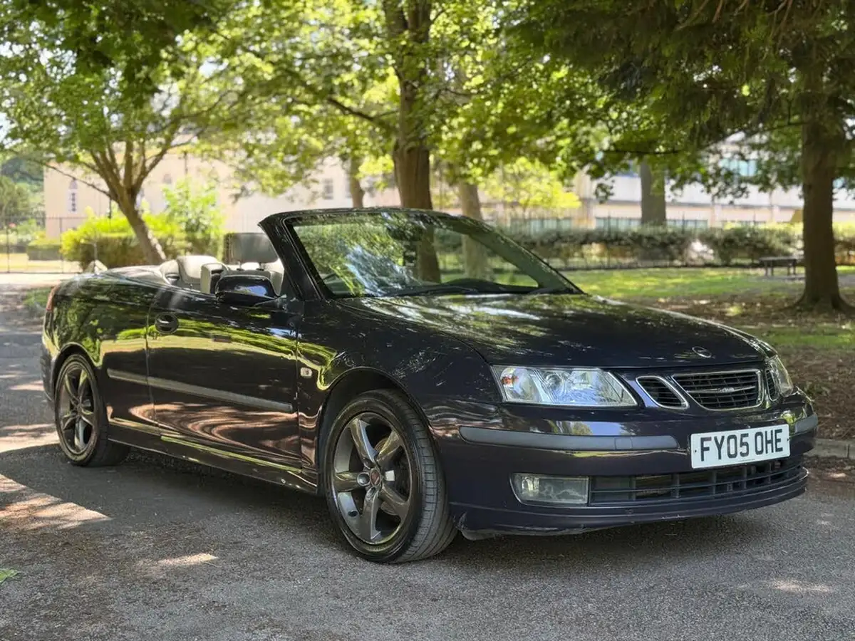 2005-saab-9-3-20-vector-18t-convertible-2d-big-6