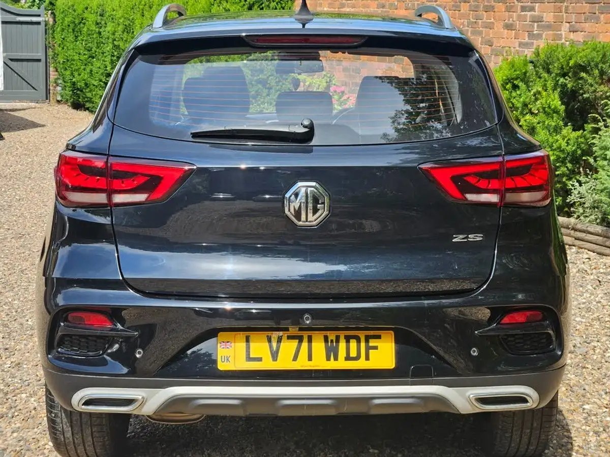 2021-mg-zs-suv-15-vti-tech-exclusive-big-26