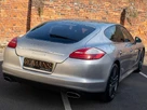 2010-porsche-panamera-36-4-small-11
